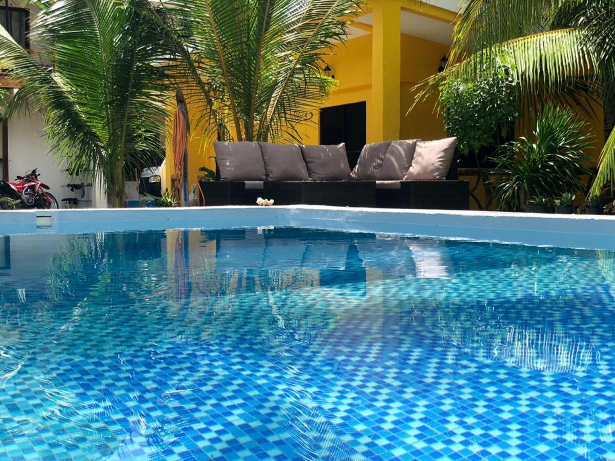 Apo Diver Beach Resort San Juan  Exteriör bild