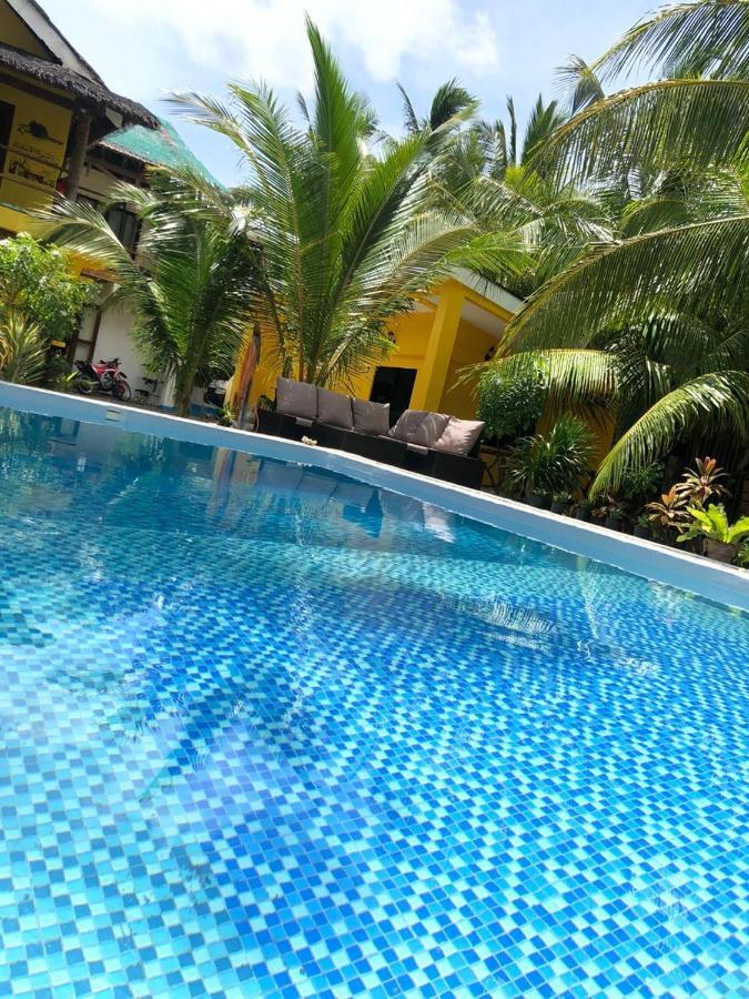 Apo Diver Beach Resort San Juan  Exteriör bild