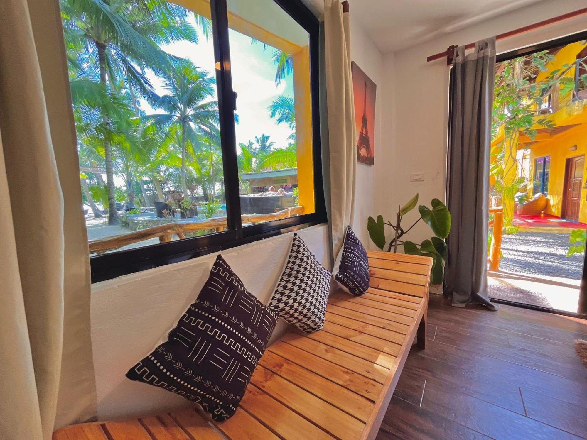 Apo Diver Beach Resort San Juan  Exteriör bild